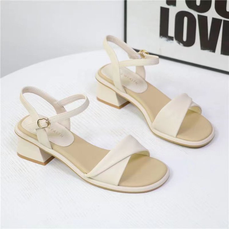 Evening Breeze Block Heel Sand - огляд і ціна Home Office Size